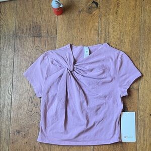 lululemon athletica Women's Lavender Short Sleeve Top